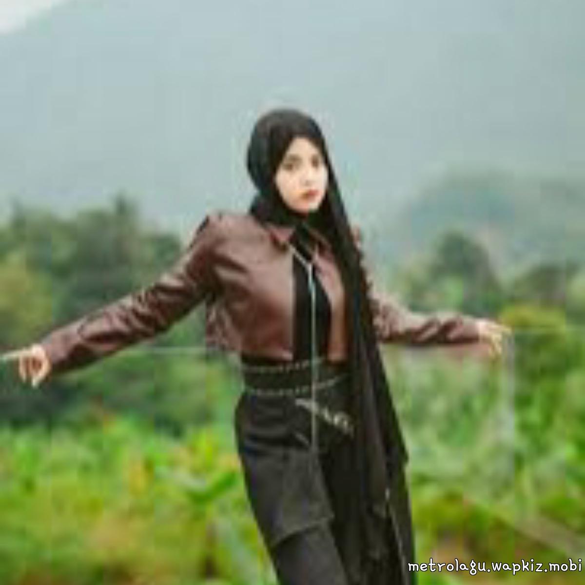 Cover album Orang Baru dari Hanin Dhiya di Matikiri