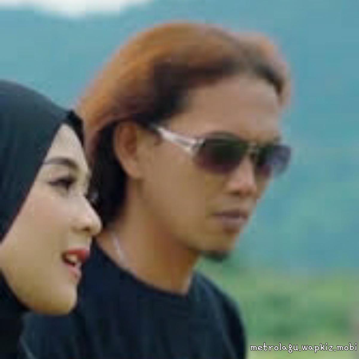Cover album Ku Akan Memegang Janji dari Thomas Arya & Iqa Nizam di Matikiri
