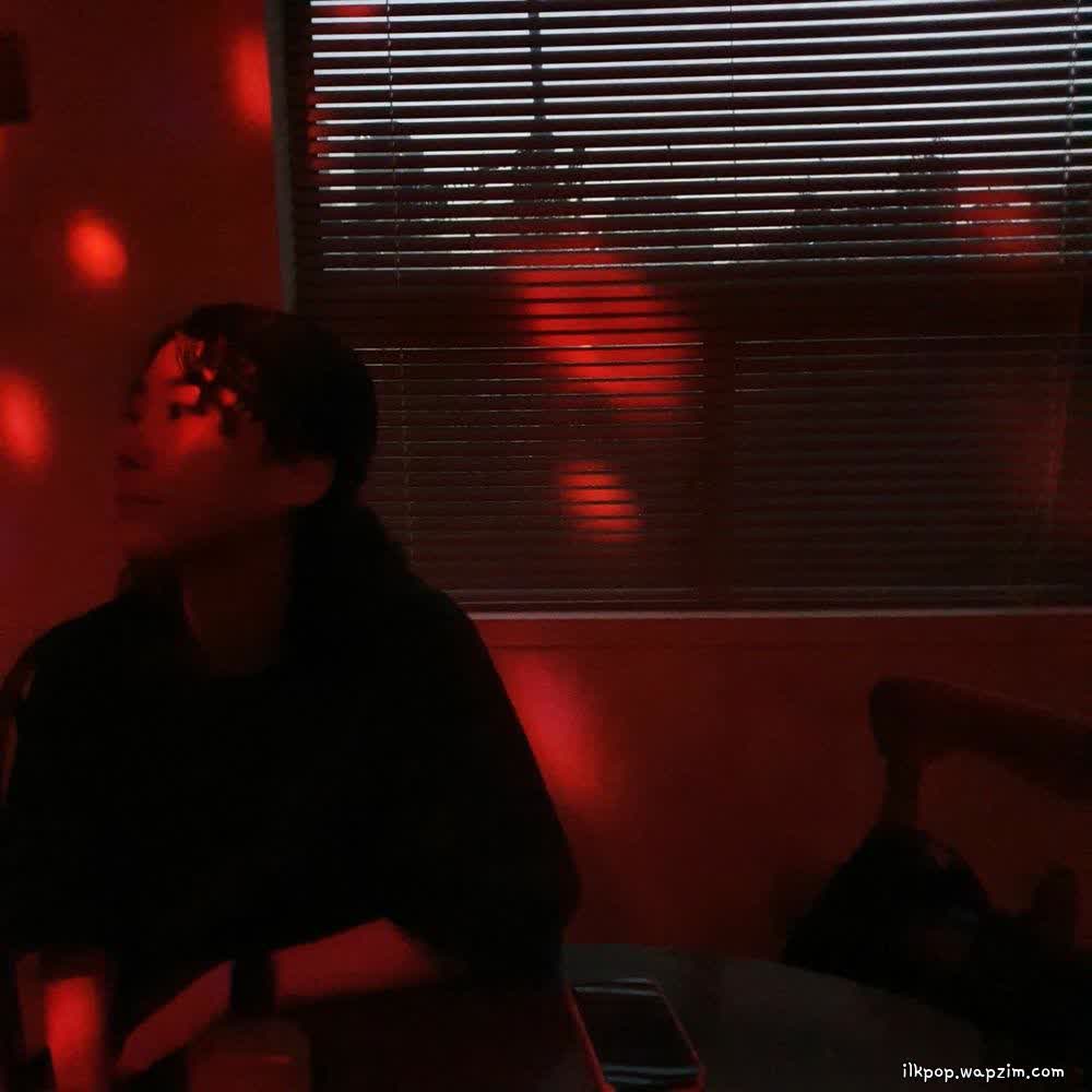 Cover album 날 (NAL) dari NAMYA di Matikiri