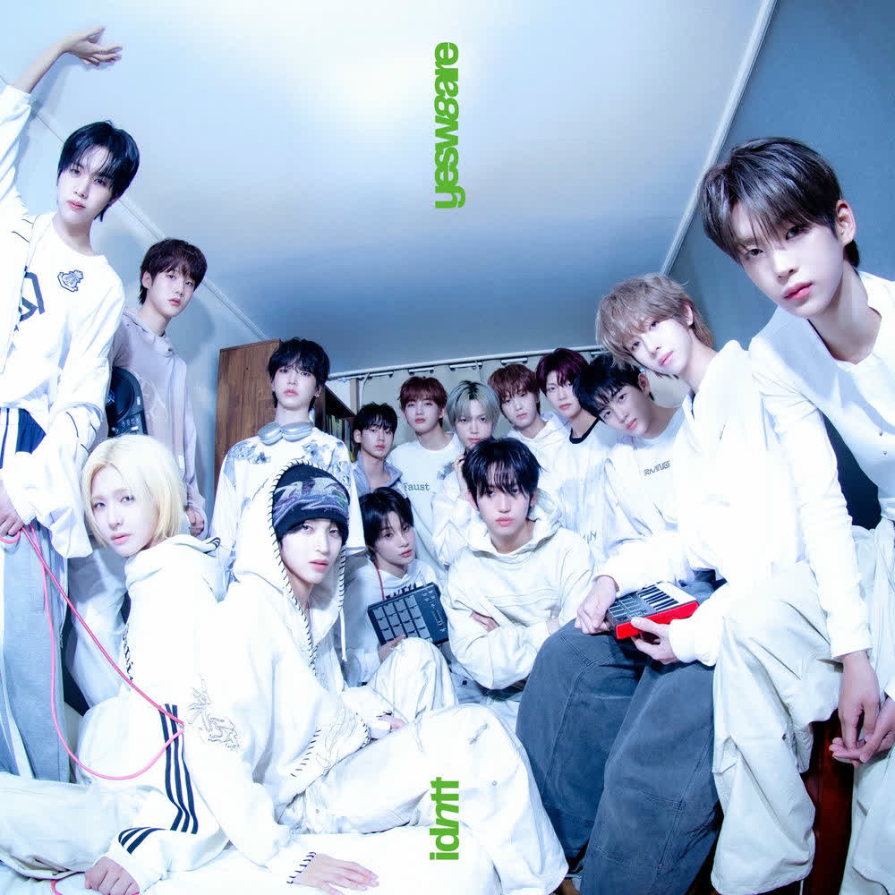 Cover album yesweare dari idntt di Matikiri