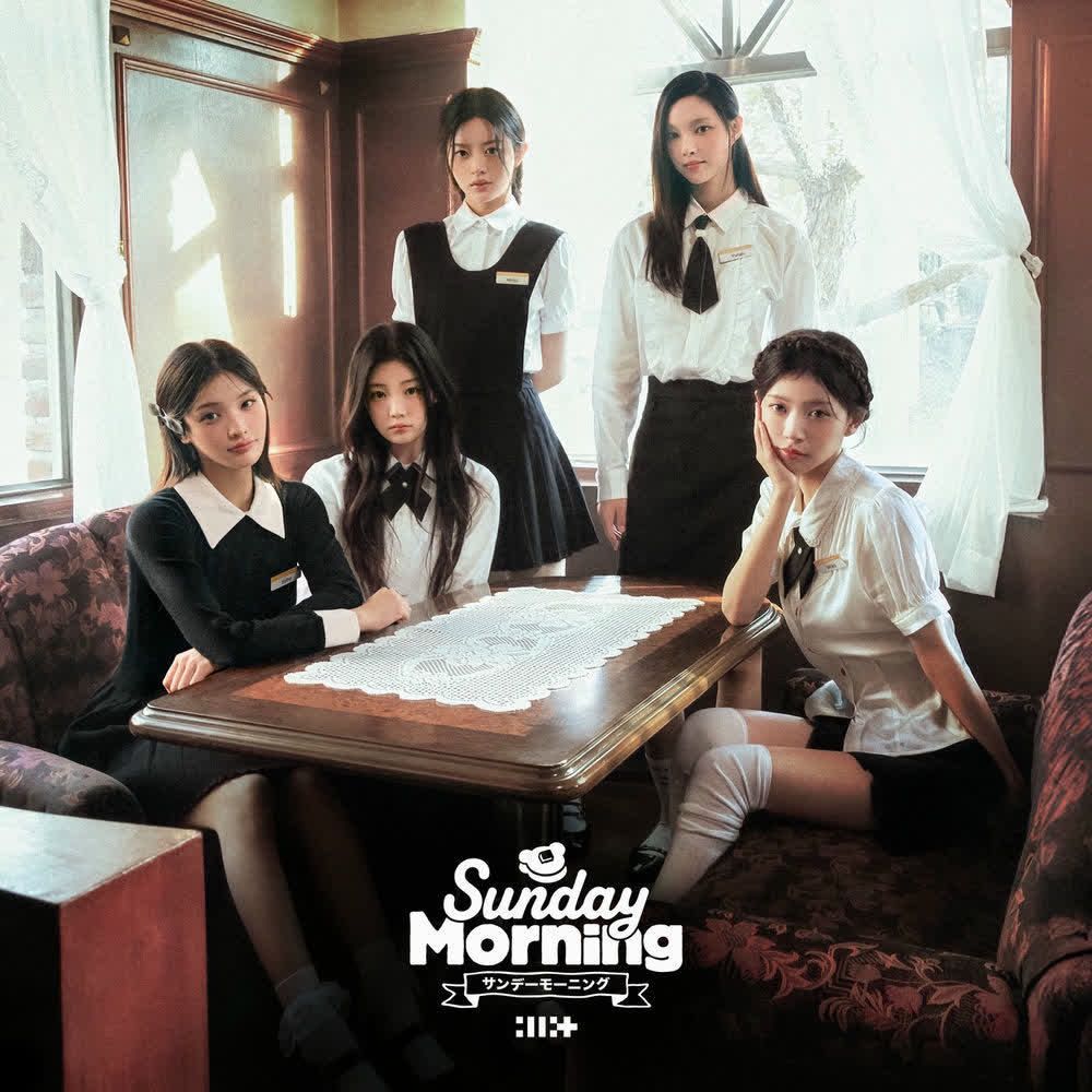 Cover album Sunday Morning dari ILLIT di Matikiri