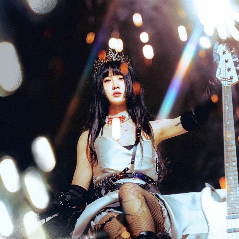 Cover album Brave New World dari Luli Lee di Matikiri