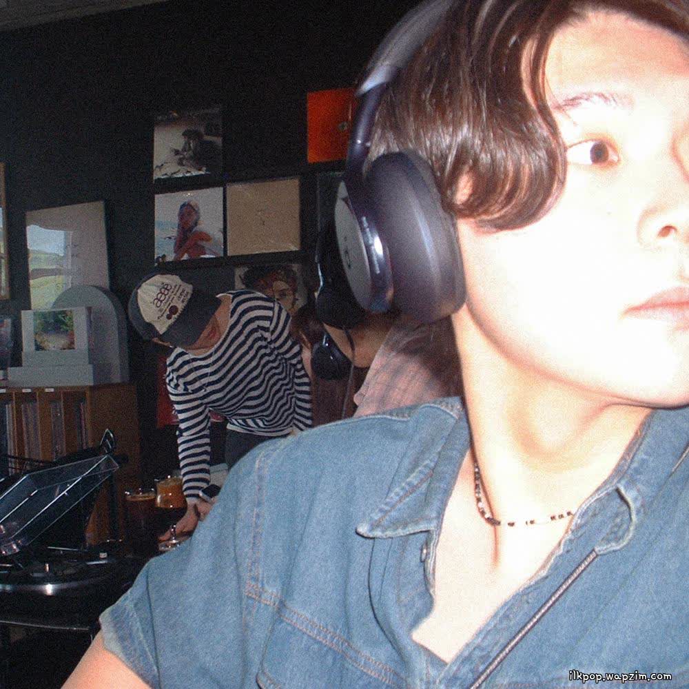 Cover album 날아돌아 (NalaDola) dari Jubin di Matikiri