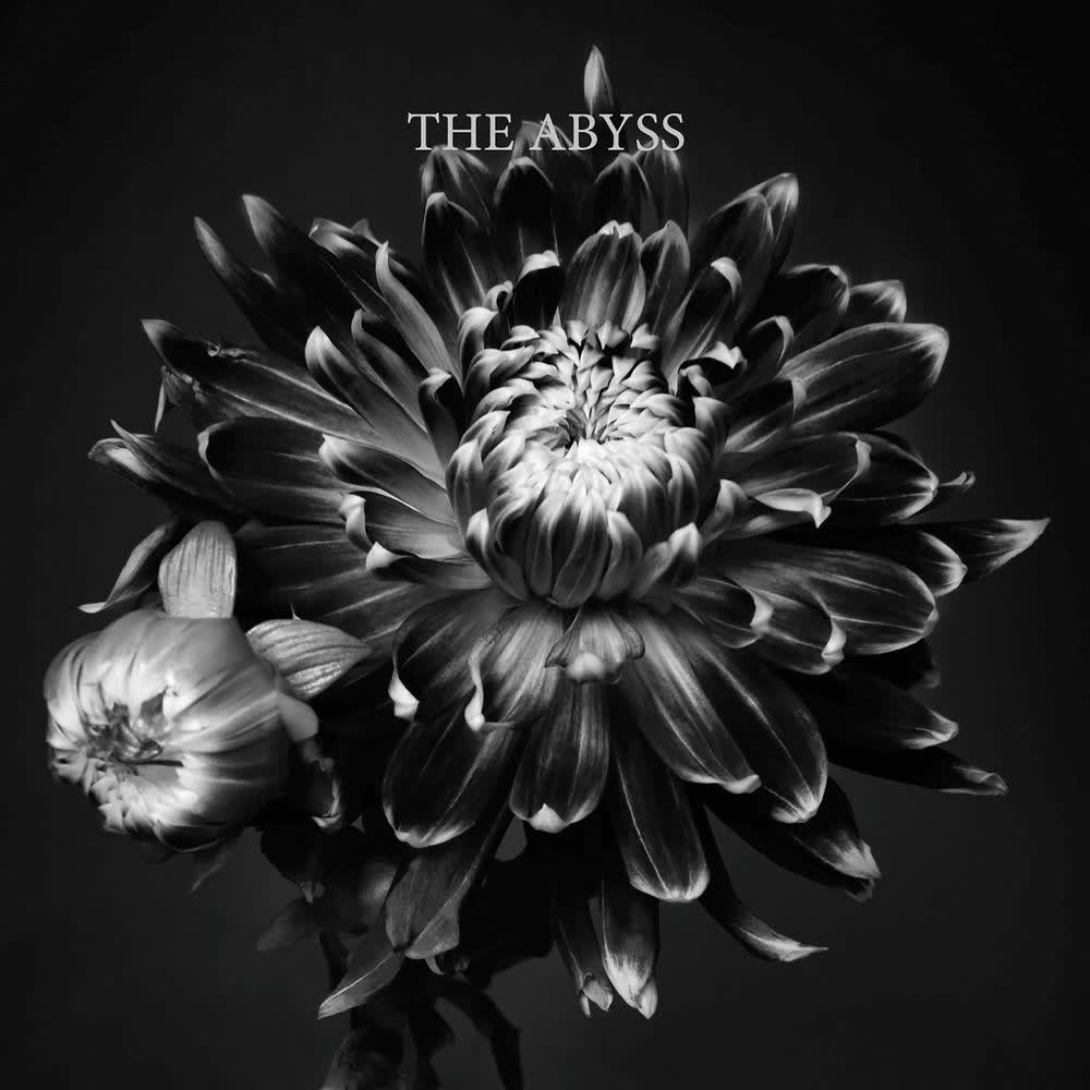 Cover album THE ABYSS dari Hyde di Matikiri