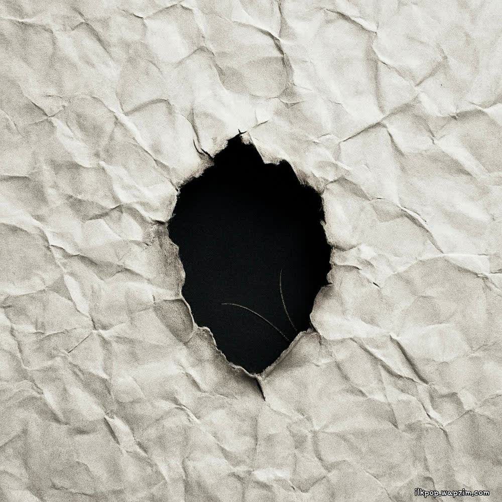 Cover album 좀벌레 (Bug) dari Na Aram di Matikiri