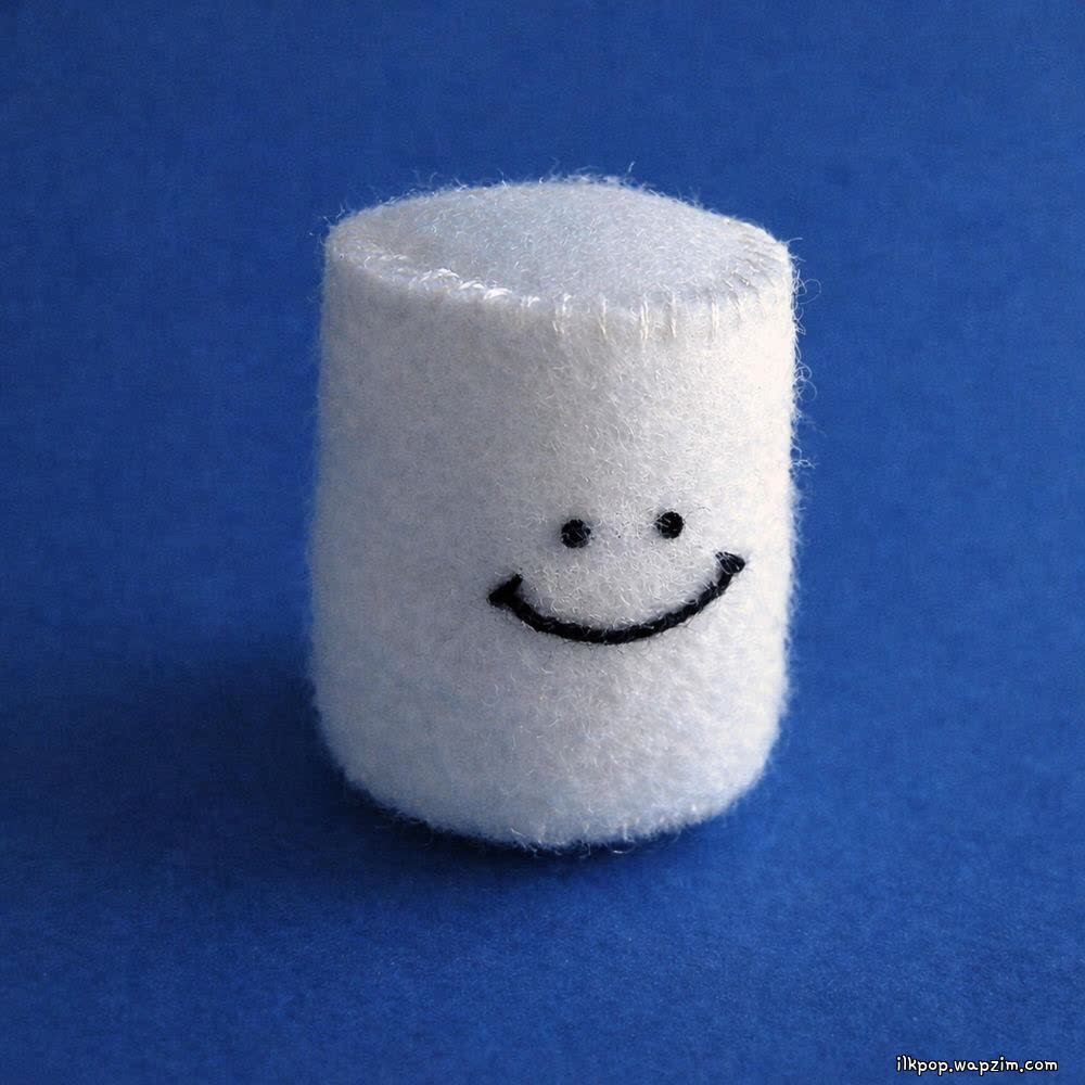 Cover album Marshmallow dari drewboi di Matikiri