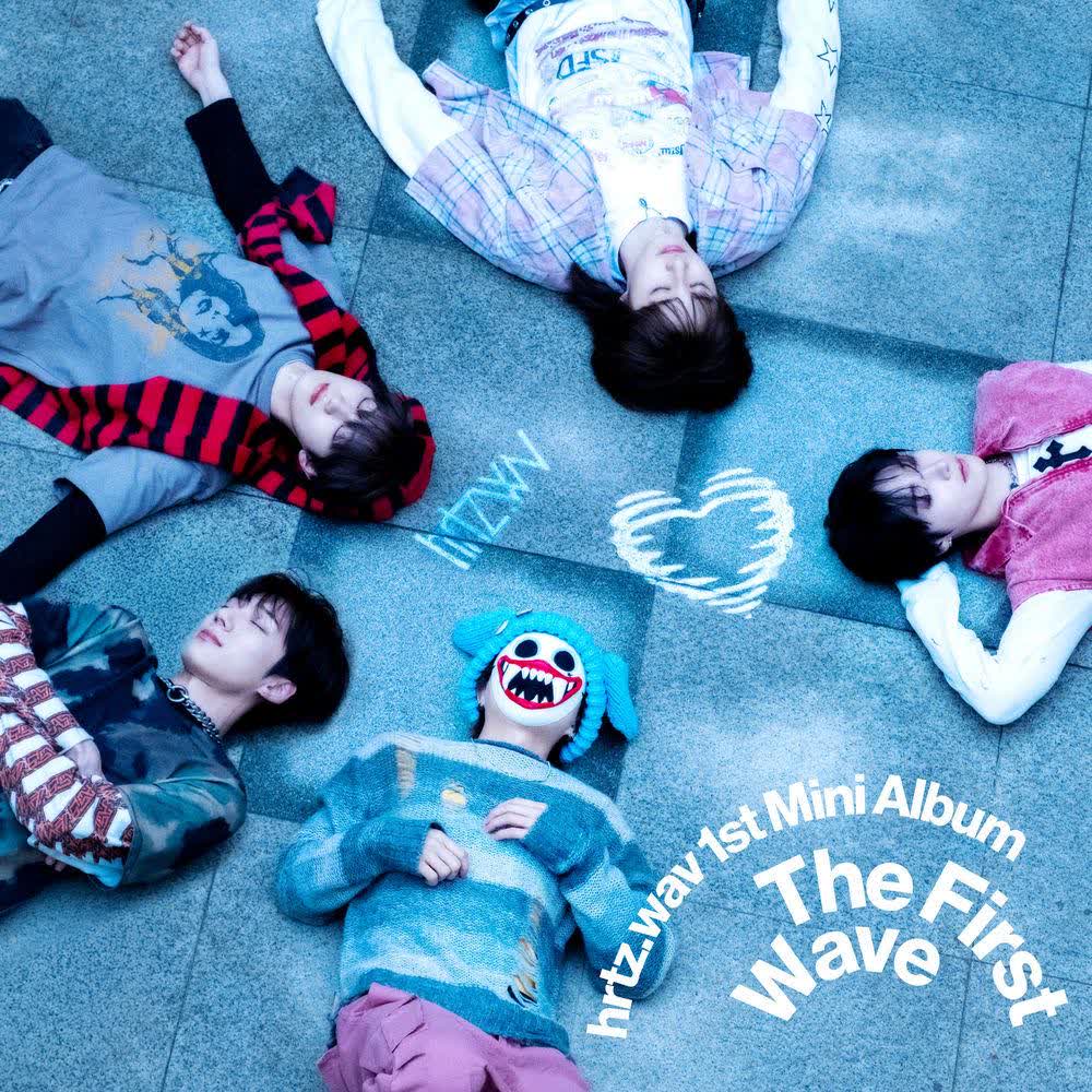 Cover album The First Wave dari hrtz.wav di Matikiri