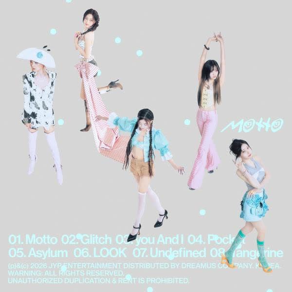 Cover album Motto dari ITZY di Matikiri